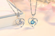 Load image into Gallery viewer, Heart pendant necklace