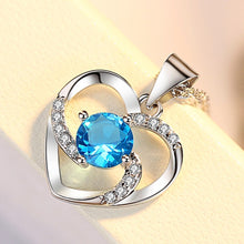 Load image into Gallery viewer, Heart pendant necklace