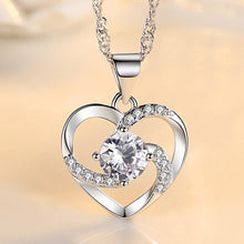 Load image into Gallery viewer, Heart pendant necklace