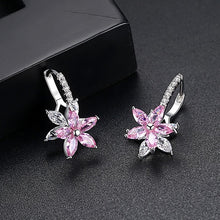 Load image into Gallery viewer, Romantic flower earrings
